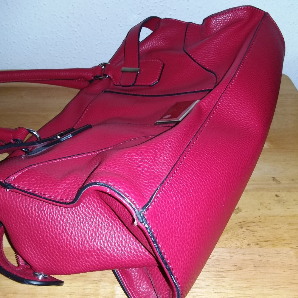 Guess handbag - Picture 5 of 5